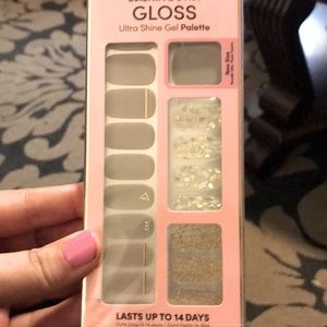 Dashing Diva Gloss Ultra Shine Gel Palette